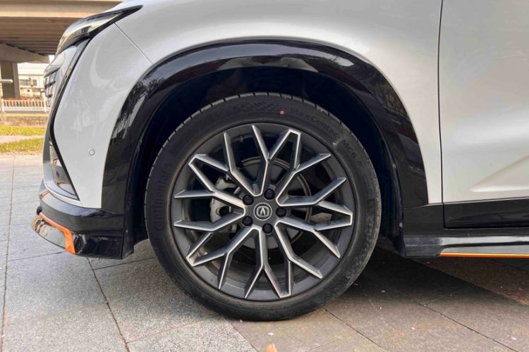 Used CHANGAN UNI-T 2022 1.5T Sport Edition Flagship Version Exterior 11