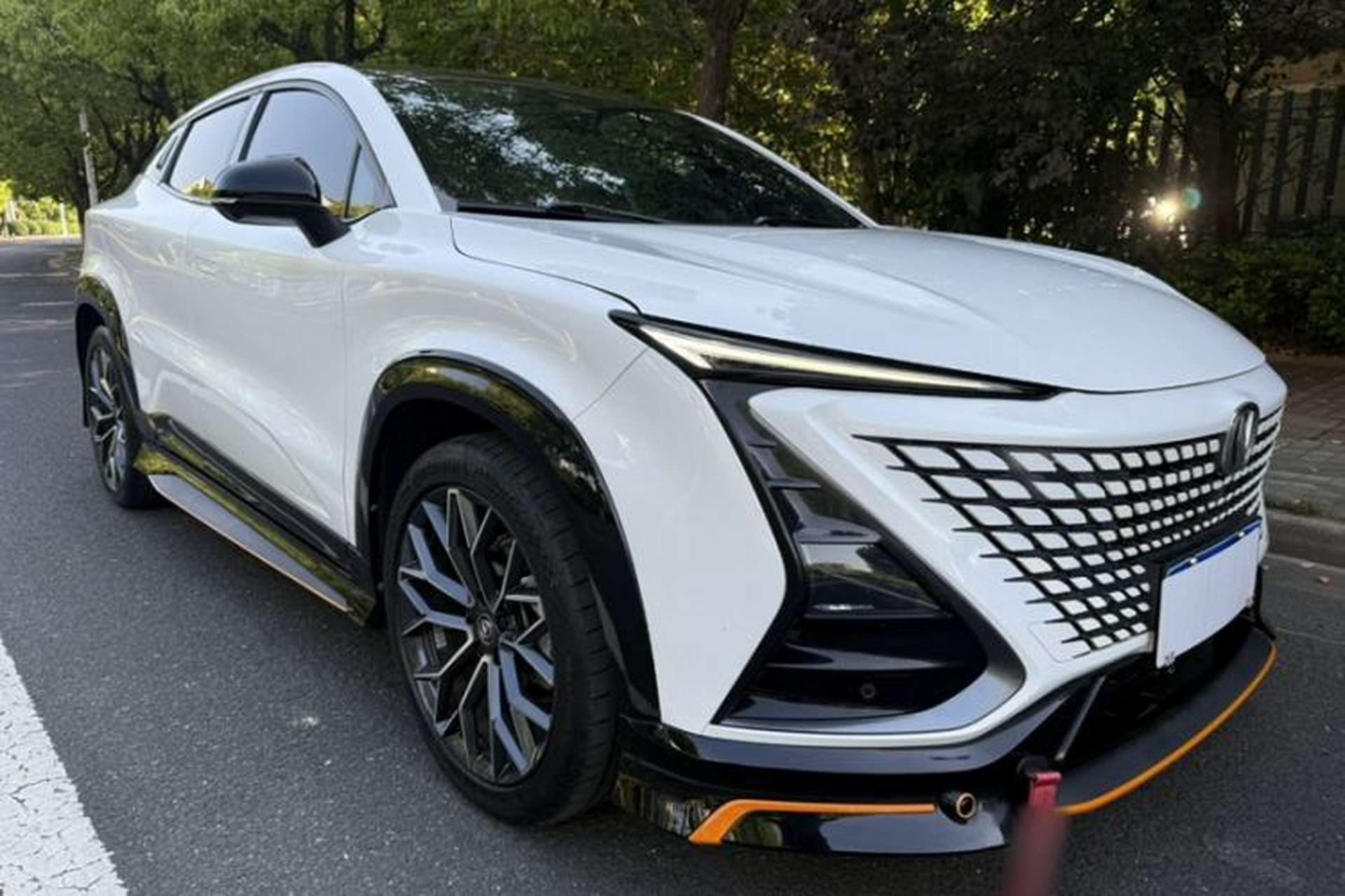 Used CHANGAN UNI-T 2022 1.5T Prestige Version Exterior 2
