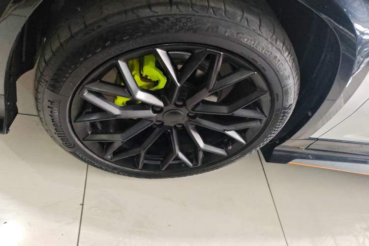Used CHANGAN UNI-T 2022 1.5T Sport Edition Flagship Version Exterior 4