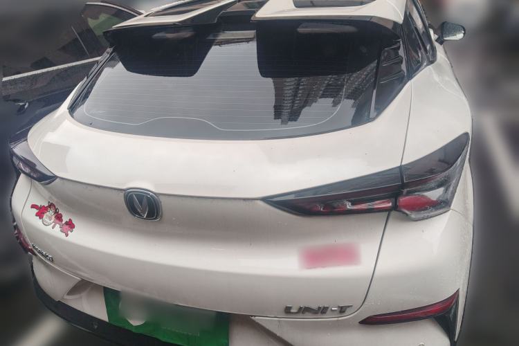 Used CHANGAN UNI-T 2022 1.5T Prestige Version Exterior 4