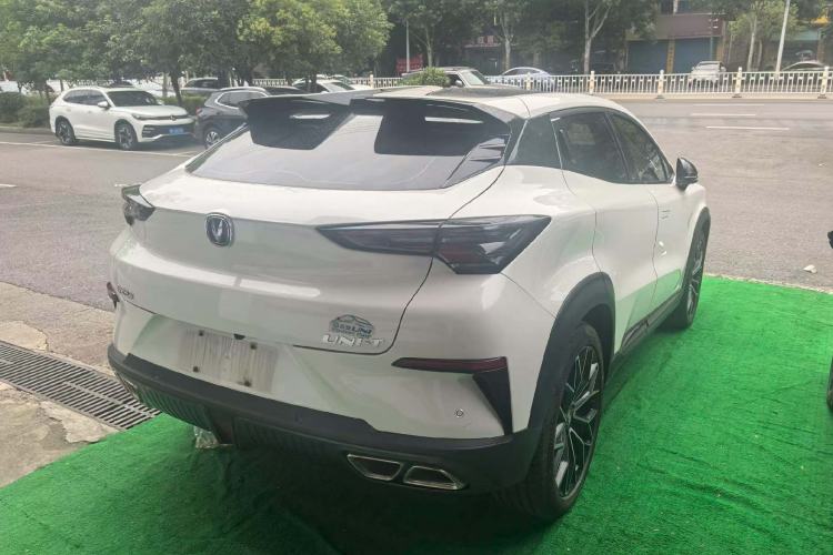 Used CHANGAN UNI-T 2022 1.5T Prestige Version Exterior 5