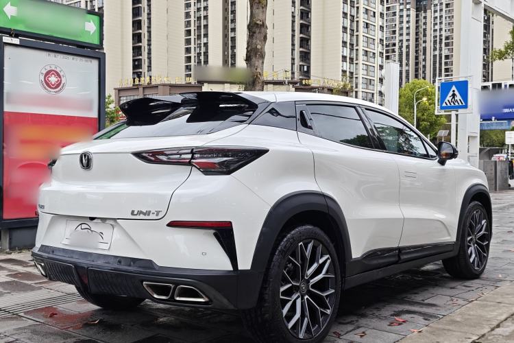 Used CHANGAN UNI-T 2022 1.5T Prestige Version Exterior 5