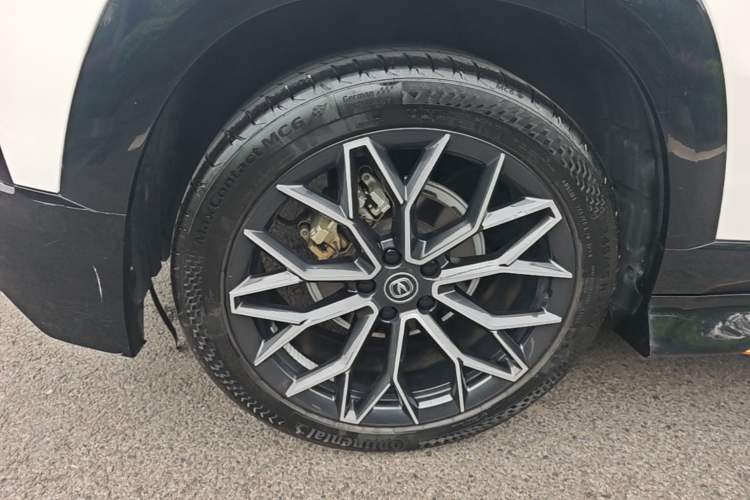 Used CHANGAN UNI-T 2022 1.5T Sport Edition Premium Version Exterior 5