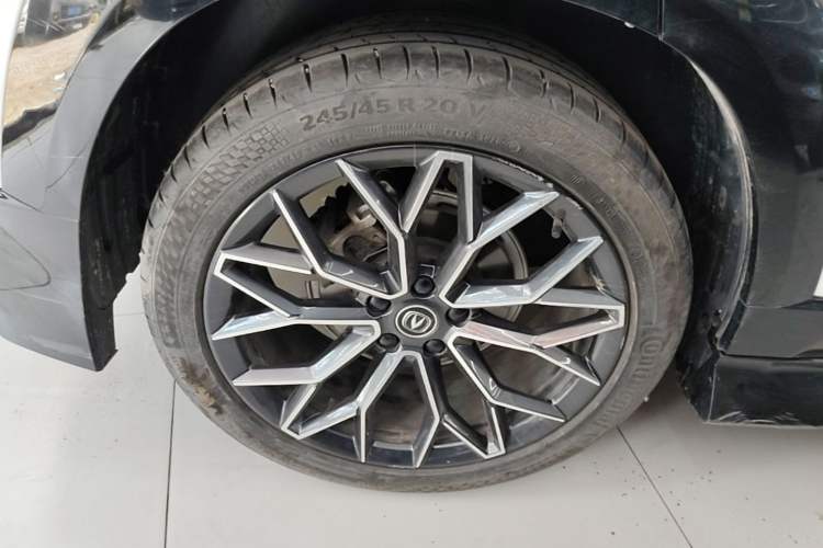 Used CHANGAN UNI-T 2022 1.5T Sport Edition Premium Version Exterior 5