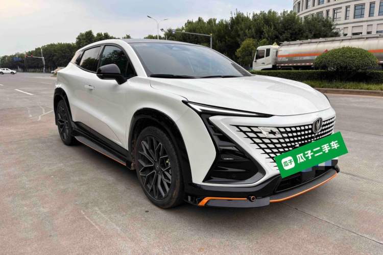 Used CHANGAN UNI-T 2022 1.5T Prestige Version Front Right 45 Deg