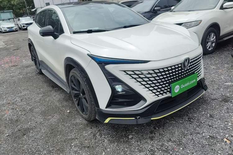 Used CHANGAN UNI-T 2022 1.5T Sport Edition Premium Version Front Right 45 Deg