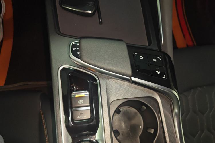 Used CHANGAN UNI-T 2022 1.5T Prestige Version Gear Lever