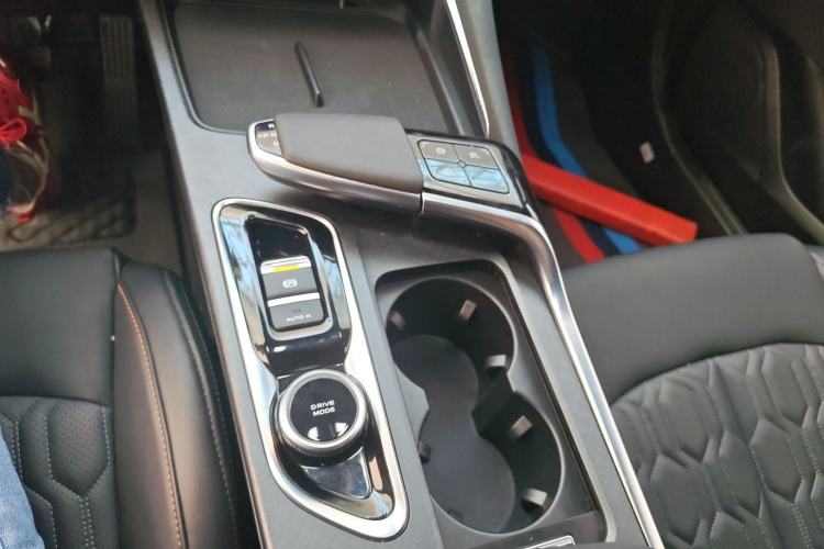 Used CHANGAN UNI-T 2022 1.5T Prestige Version Gear Lever