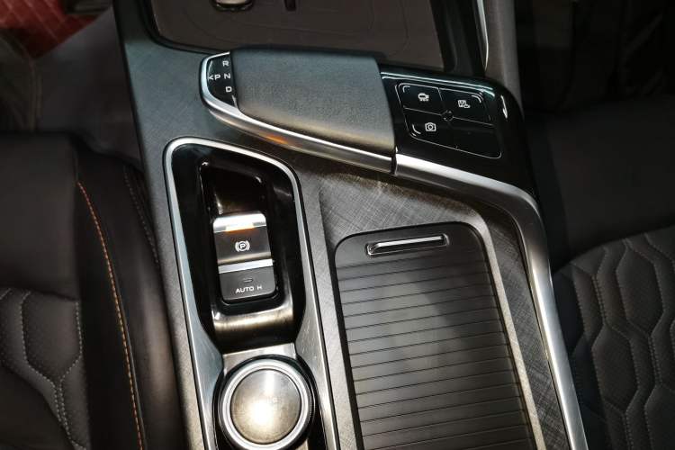 Used CHANGAN UNI-T 2022 1.5T Sport Edition Premium Version Gear Lever