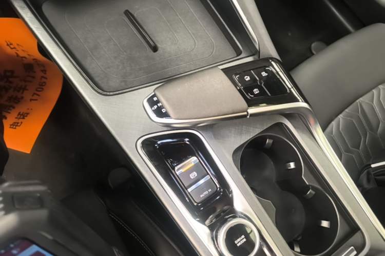 Used CHANGAN UNI-T 2022 1.5T Prestige Version Gear Lever