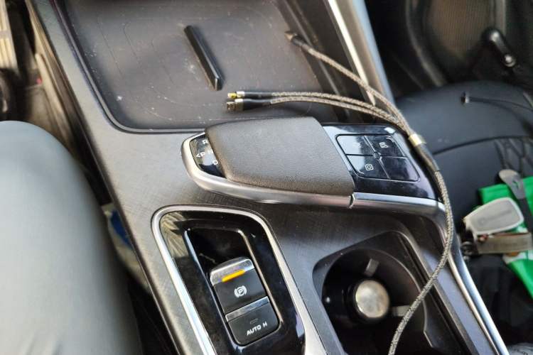 Used CHANGAN UNI-T 2022 1.5T Prestige Version Gear Lever