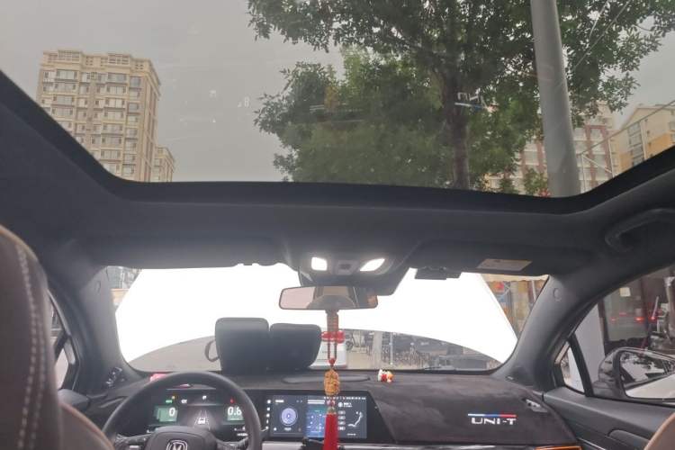 Used CHANGAN UNI-T 2022 1.5T Sport Edition Flagship Version Headliner