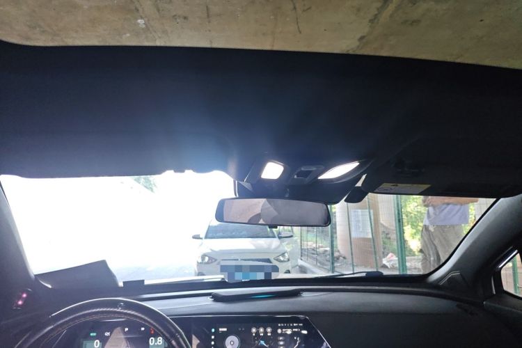 Used CHANGAN UNI-T 2022 1.5T Prestige Version Headliner