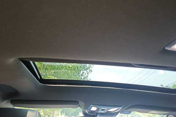 Used CHANGAN UNI-T 2022 1.5T Excellence Model Headliner
