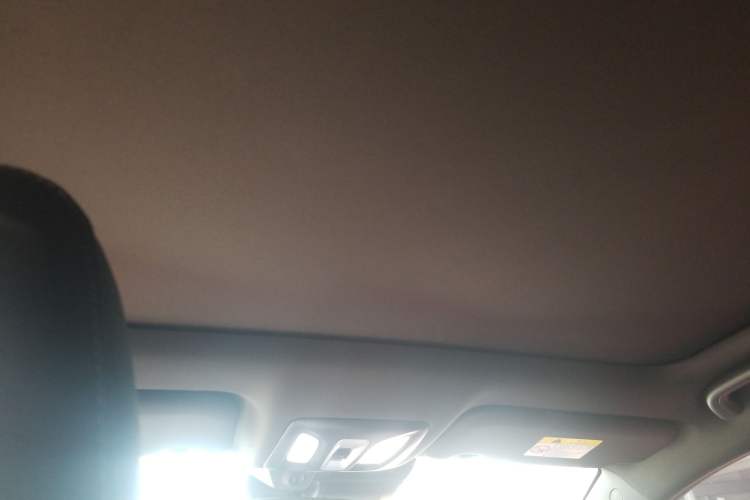 Used CHANGAN UNI-T 2022 1.5T Prestige Version Headliner