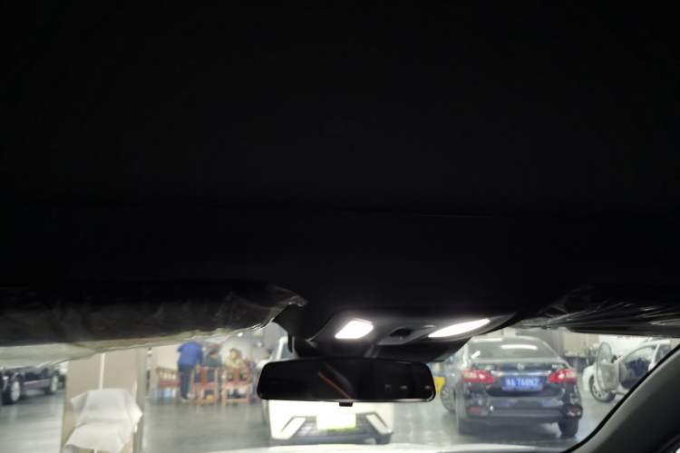 Used CHANGAN UNI-T 2022 1.5T Prestige Version Headliner