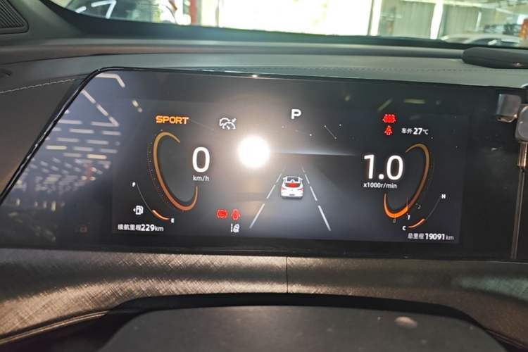 Used CHANGAN UNI-T 2022 1.5T Prestige Version Instrument Cluster