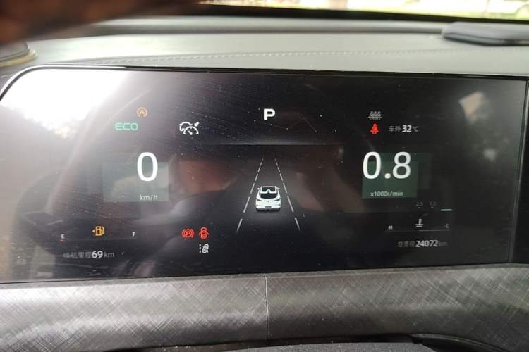 Used CHANGAN UNI-T 2022 1.5T Prestige Version Instrument Cluster