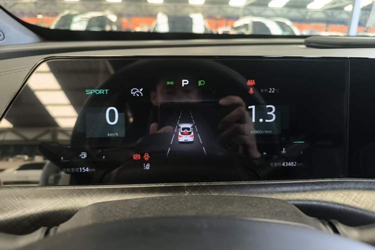 Used CHANGAN UNI-T 2022 1.5T Prestige Version Instrument Cluster