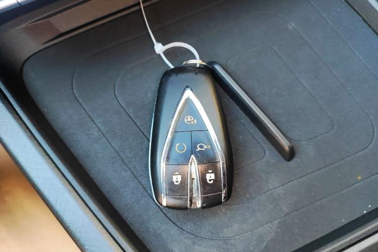 Used CHANGAN UNI-T 2022 1.5T Flagship Edition Interior 1