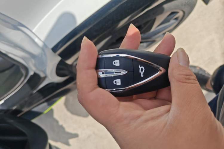 Used CHANGAN UNI-T 2022 1.5T Sport Edition Premium Version Interior 1
