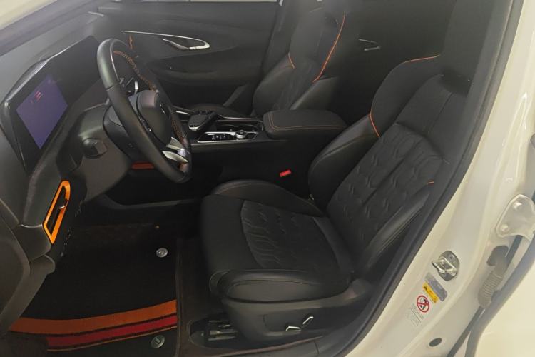 Used CHANGAN UNI-T 2022 1.5T Prestige Version Interior 3