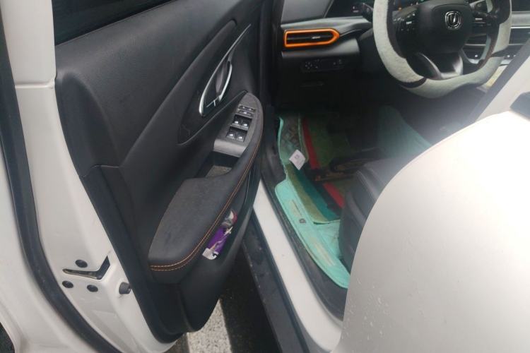 Used CHANGAN UNI-T 2022 1.5T Prestige Version Interior 3