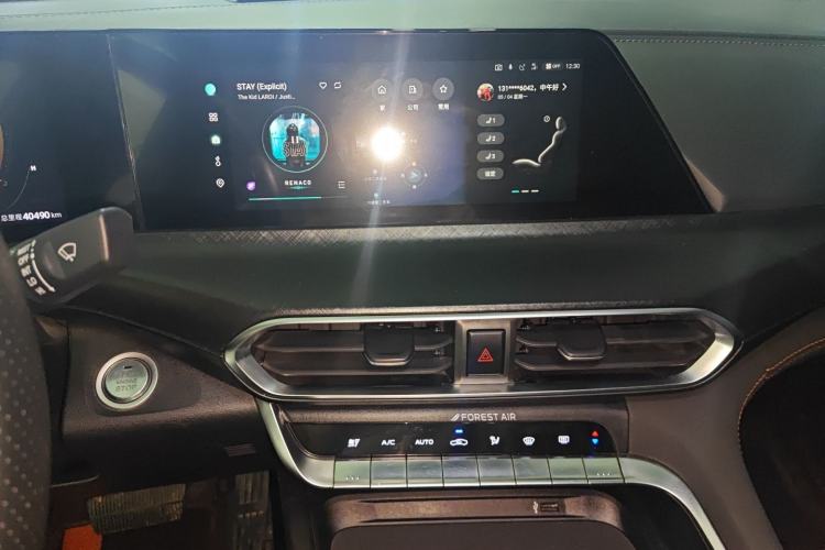 Used CHANGAN UNI-T 2022 1.5T Prestige Version Interior 6