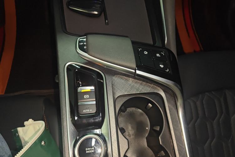 Used CHANGAN UNI-T 2022 1.5T Prestige Version Interior 7