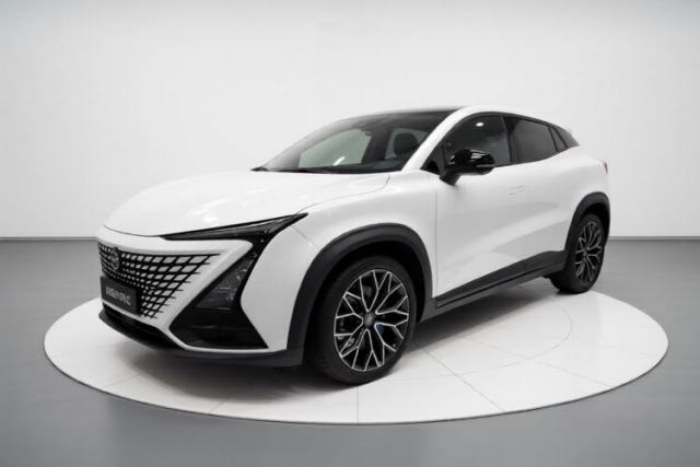 Ojetý CHANGAN UNI-T 2022 1.5T Prestige Version