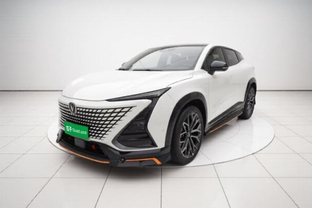 Używany CHANGAN UNI-T 2022 1.5T Sport Edition Flagship Version