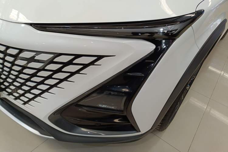 Used CHANGAN UNI-T 2022 1.5T Prestige Version Left Front Headlight