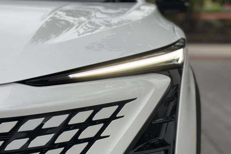 Used CHANGAN UNI-T 2022 1.5T Prestige Version Left Front Headlight