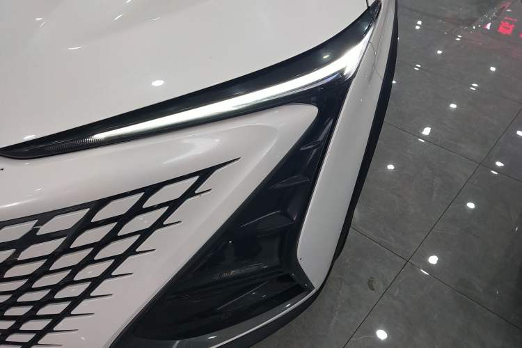 Used CHANGAN UNI-T 2022 1.5T Prestige Version Left Front Headlight