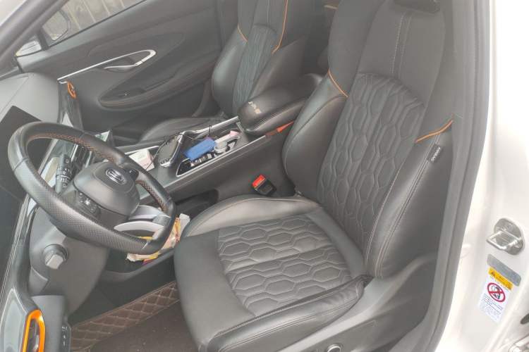 Used CHANGAN UNI-T 2022 1.5T Sport Edition Flagship Version Left Front Seat