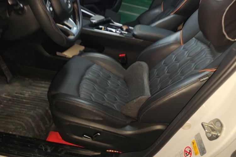 Used CHANGAN UNI-T 2022 2.0T Prestige Version Left Front Seat