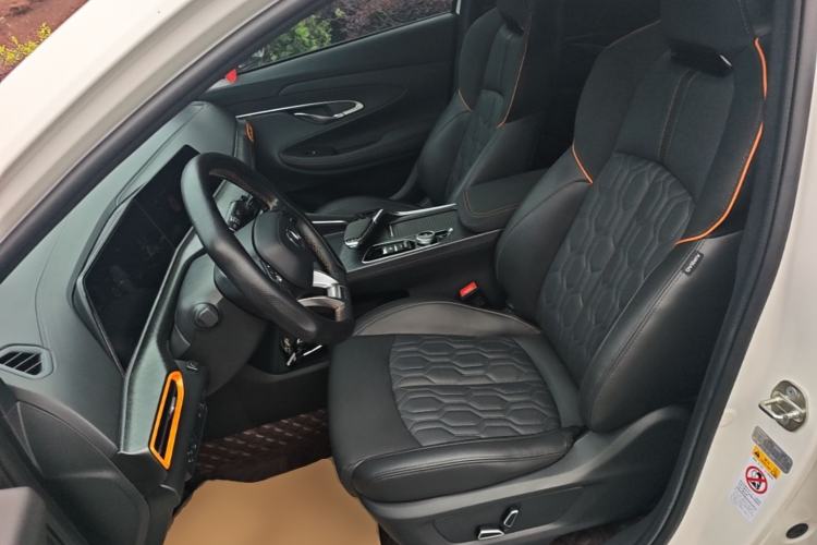 Used CHANGAN UNI-T 2022 1.5T Sport Edition Premium Version Left Front Seat