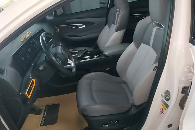 Used CHANGAN UNI-T 2022 1.5T Sport Edition Flagship Version Left Front Seat