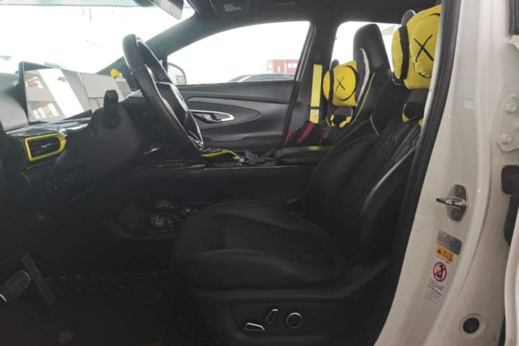 Used CHANGAN UNI-T 2022 1.5T Sport Edition Flagship Version Left Front Seat
