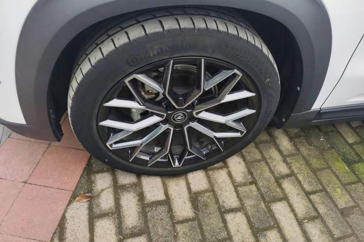 Used CHANGAN UNI-T 2022 1.5T Flagship Edition Left Front Wheel Hub