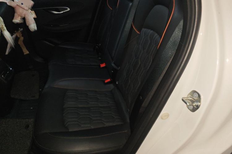 Used CHANGAN UNI-T 2022 2.0T Prestige Version Left Rear Seat