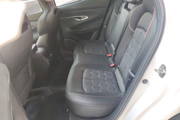 Used CHANGAN UNI-T 2022 1.5T Sport Edition Flagship Version Left Rear Seat