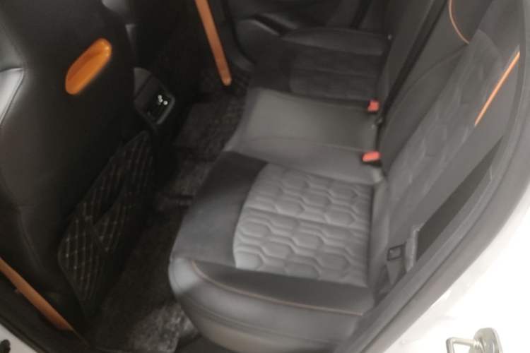 Used CHANGAN UNI-T 2022 1.5T Sport Edition Flagship Version Left Rear Seat