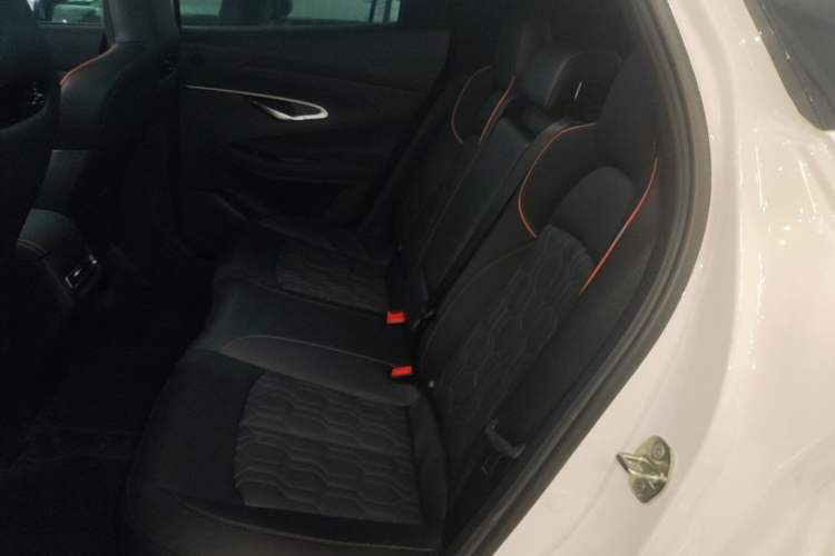 Used CHANGAN UNI-T 2022 1.5T Sport Edition Premium Version Left Rear Seat