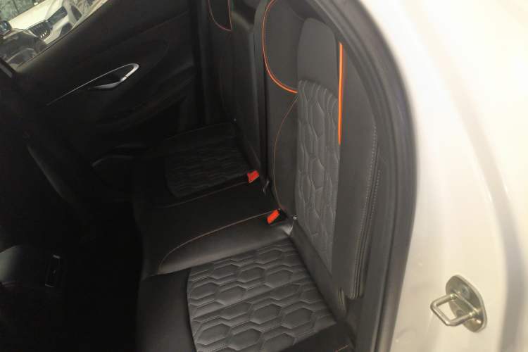 Used CHANGAN UNI-T 2022 1.5T Prestige Version Left Rear Seat