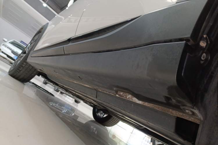 Used CHANGAN UNI-T 2022 1.5T Prestige Version Left Side Sill