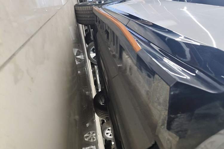 Used CHANGAN UNI-T 2022 1.5T Luxury Edition Left Side Sill