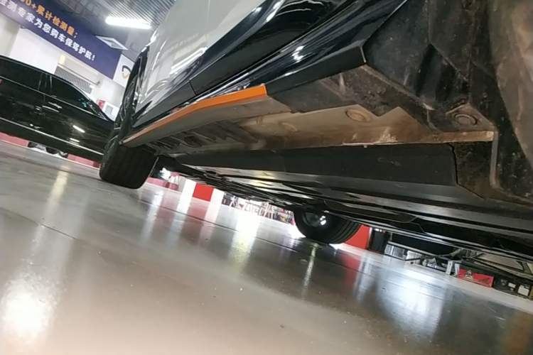 Used CHANGAN UNI-T 2022 1.5T Sport Edition Flagship Version Left Side Sill
