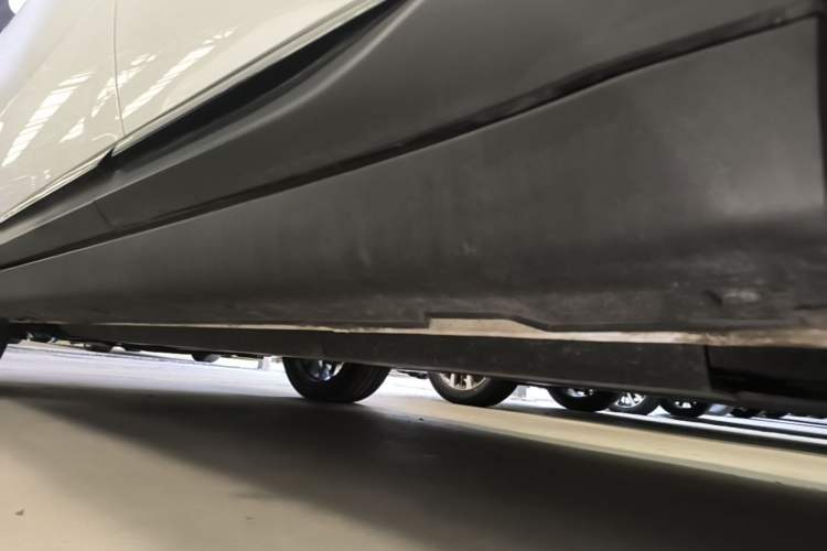 Used CHANGAN UNI-T 2022 1.5T Prestige Version Left Side Sill