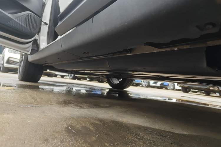 Used CHANGAN UNI-T 2022 1.5T Flagship Edition Left Side Sill